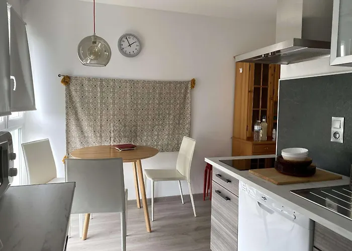 3 Pieces Avec Balcon Et Climatisation A - Fr-1-553-298 아파트 *